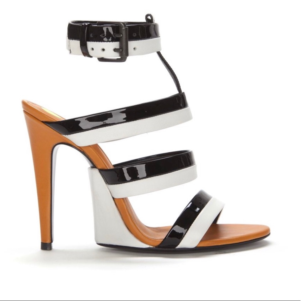 Bottega Vendeta Heels